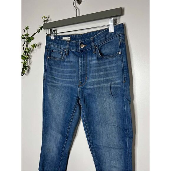 GAP High Rise Skinny Jeans Raw Hem - Picture 4 of 10